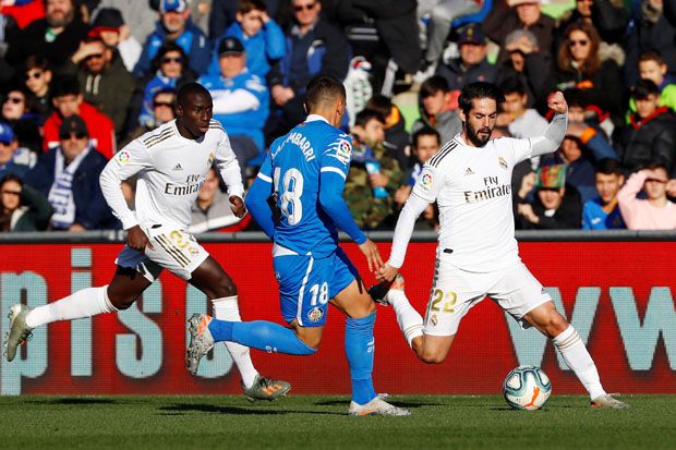 Babak I Getafe vs Real Madrid: Los Blancos Sementara Unggul