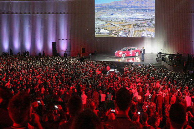 Mobil Tesla Canggih Buatan China Resmi Diproduksi