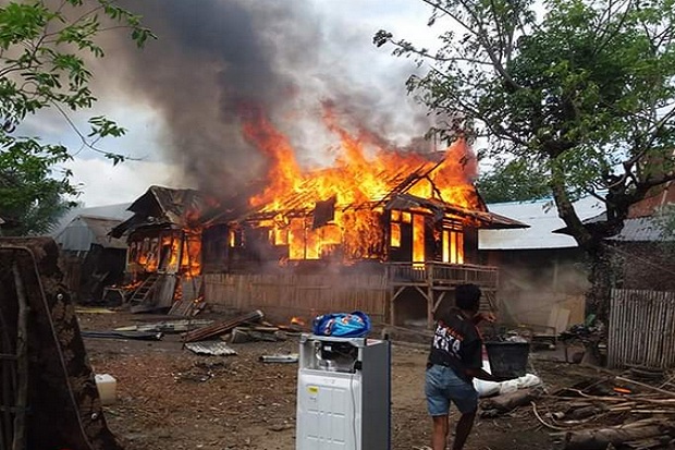 Kebakaran di Pemukiman Padat, 6 Unit Rumah di Bima NTB Ludes