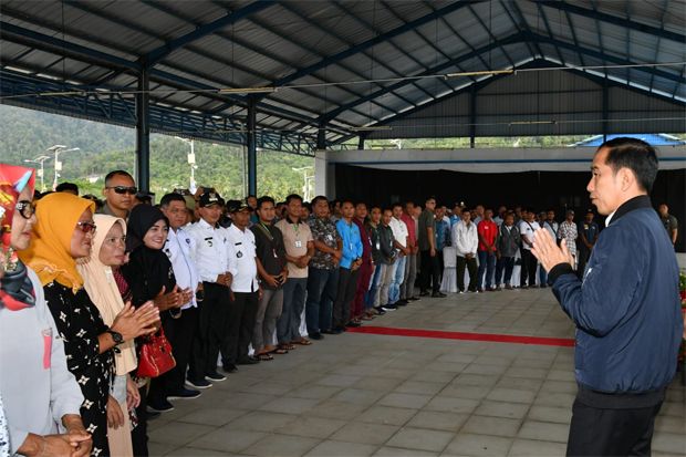 Depan Ratusan Nelayan, Jokowi Minta SKPT Natuna Dimanfaatkan