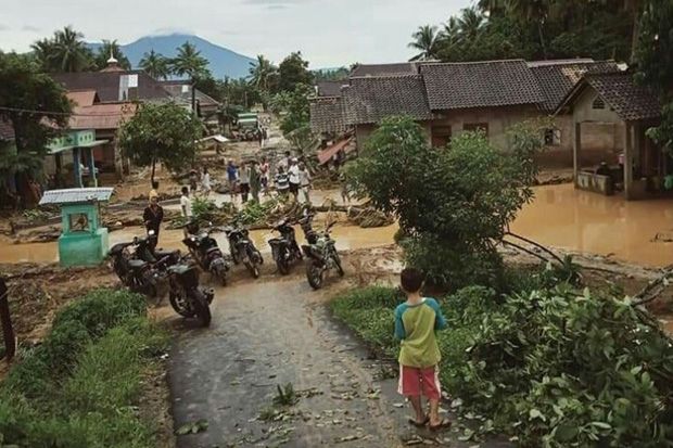 Banjir Bandang Terjang Tujuh Pekon di Lampung, Puluhan Warga Mengungsi