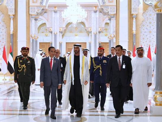 Lawatan ke Abu Dhabi, RI Kantongi 11 Perjanjian Bisnis dengan Arab
