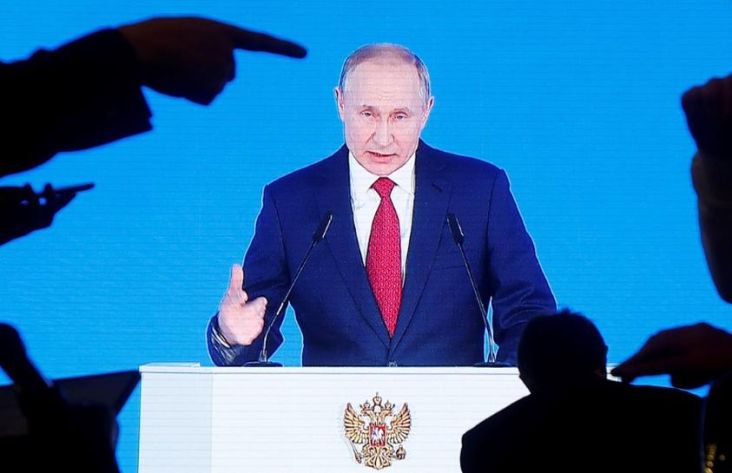Putin Dorong Tingkat Kelahiran di Rusia dengan Dana Rp89 Triliun