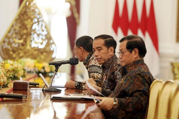 Soal Kemunculan Kerajaan-kerajaan, Jokowi: Itu Hiburan