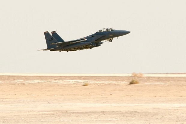 Tegang dengan Iran, AS Kerahkan Jet Tempur F-15 ke Saudi