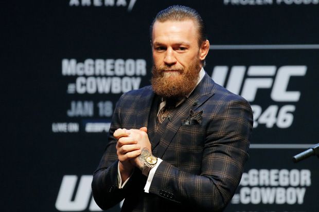 Superhero hingga Selebriti Dunia Tonton Debut McGregor di UFC 246