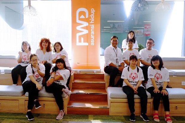 FWD Life Berdayakan Penyandang Disabilitas