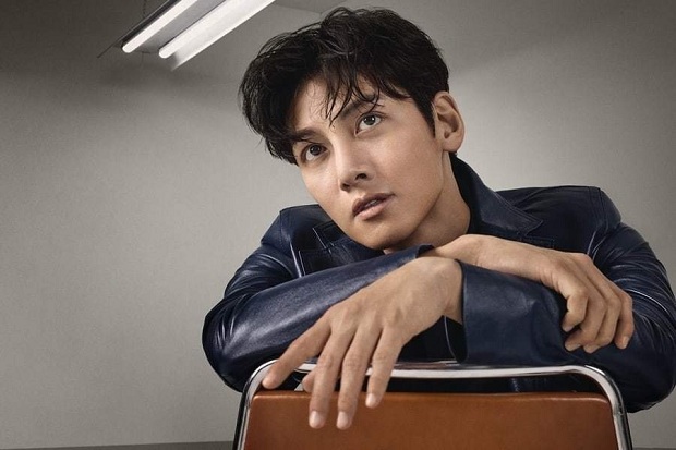 Ji Chang-wook Terpilih Jadi Model Global Calvin Klein Pertama dari Korea