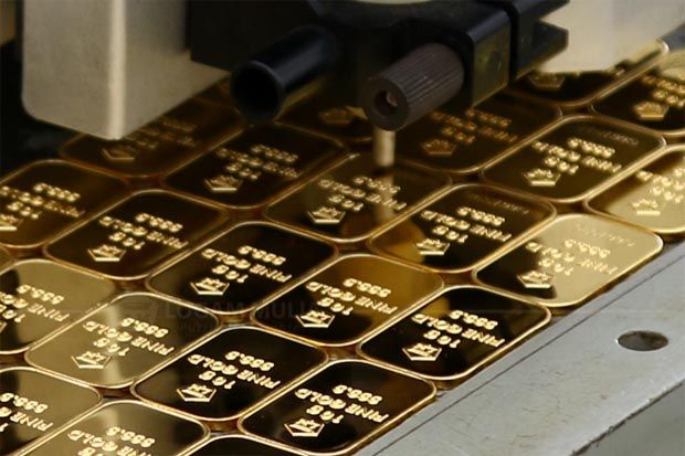 Harga Emas Antam Lebih Mahal Rp3.000, Emas Dunia Stabil
