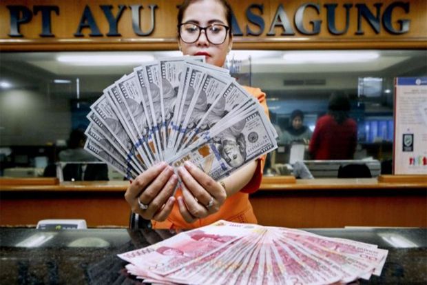 Yen dan Dolar AS Cemerlang, Rupiah Meriang 29 Poin