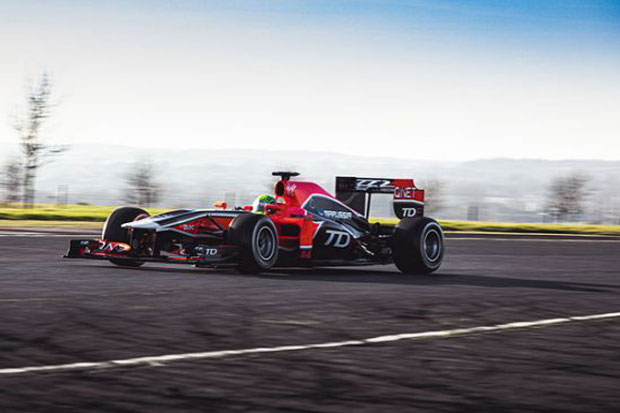 TDF-1 Mobil Formula 1 yang Bisa Dikendarai di Jalan Raya