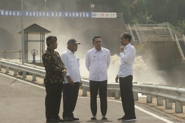 Presiden Jokowi Resmikan Terowongan Nanjung