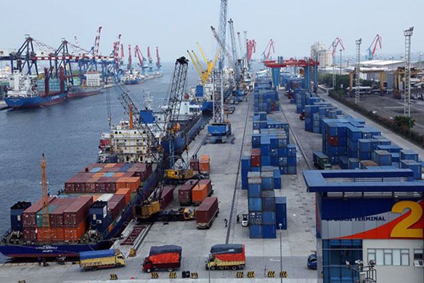Perusahaan Bongkar Muat Keluhkan Monopoli di Pelabuhan