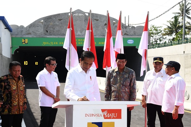 Presiden Jokowi Resmikan Underpass Terpanjang di Indonesia