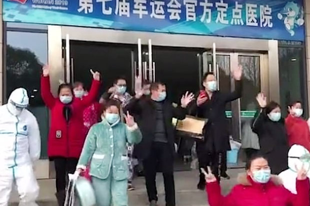 China Rilis Video 20 Pasien Virus Corona Berhasil Disembuhkan