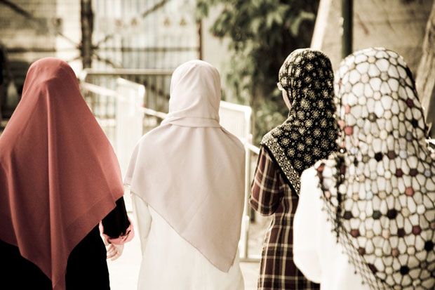 Jilbab dan Hijab dalam Pandangan Islam, Mengapa Diwajibkan?
