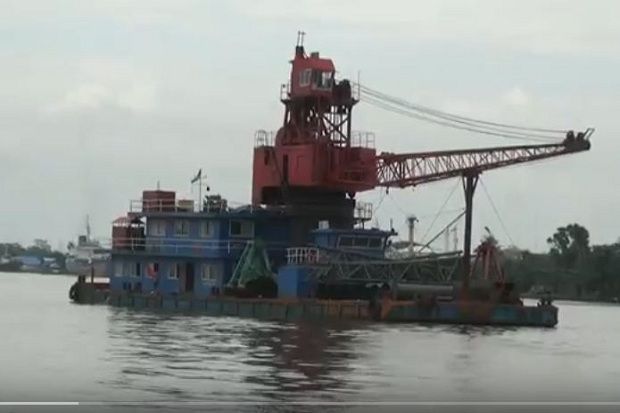 Kapal Asal China yang Tiba-tiba Masuk Perairan Kapuas Didenda Rp50 Juta
