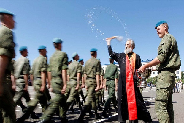 Gereja Ortodoks Ingin Berhenti Berkati Senjata Nuklir Rusia