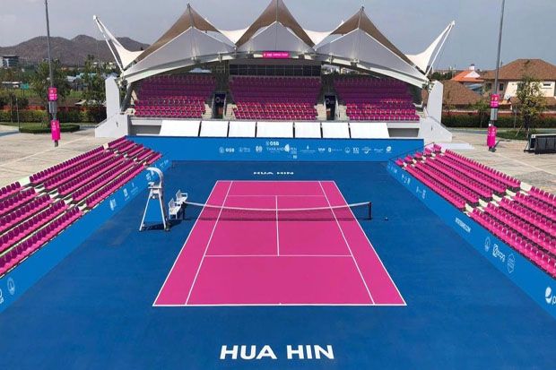 Penampakan Lapangan Turnamen Thailand Open 2020 Mendadak Pink