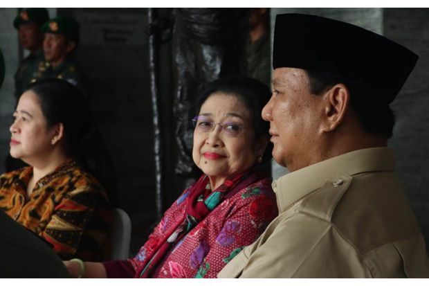 Prabowo Akan Bangun Patung Bung Karno Naik Kuda di Kemhan