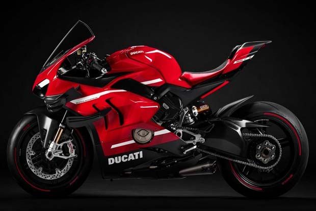 Ducati Superleggera V4 Berbahan Serat Karbon Diproduksi 500 Unit