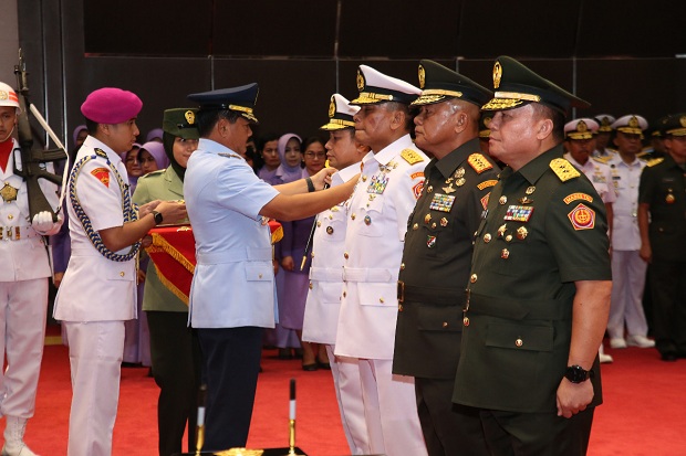 Panglima TNI Pimpin Sertijab Asop dan Danjen Akademi TNI