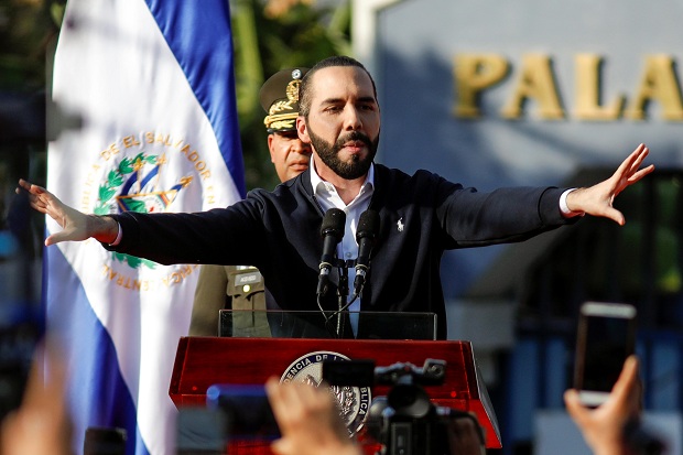 Didukung Tentara Bersenjata, Presiden El Salvador Duduki Kongres