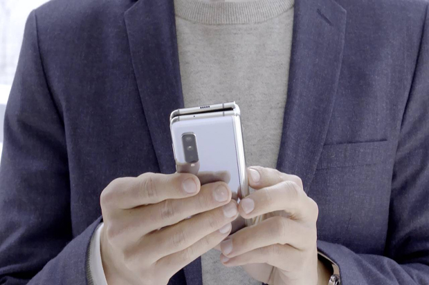 IDC Akui  Virus Corona Buat Pasar Smartphone China Turun 30%