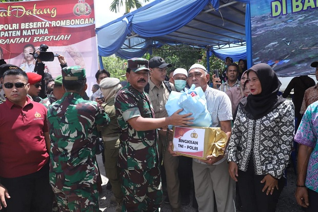 Panglima TNI-Kapolri Apresiasi Dukungan Warga Natuna
