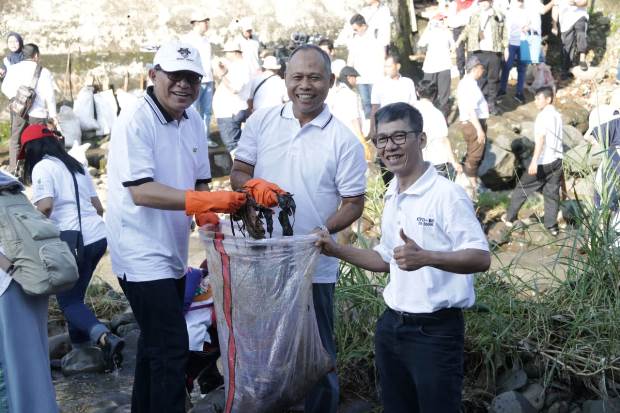 Bersama KLHK, Indonesia Power Gelar Aksi Bersihkan Sungai Ciliwung