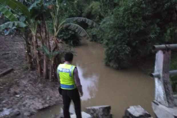Diduga Tak Bisa Berenang, Bocah Tewas Tenggelam di Sungai Rapah