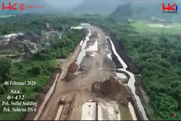 Beredar Video Drone Proyek Jalan Tol Padang Sicincin Diduga Gunakan Tanah Hitam