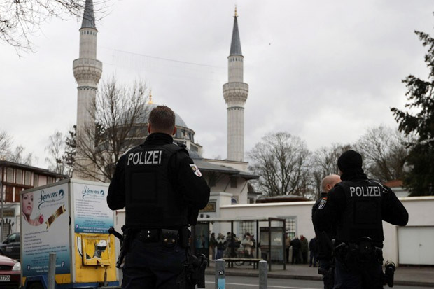 Jerman Tingkatkan Perlindungan di Masjid Pasca Serangan Teroris Rasis