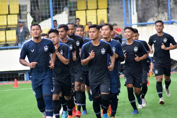 Persipura vs PSIS Digelar di Stadion Klabat Manado