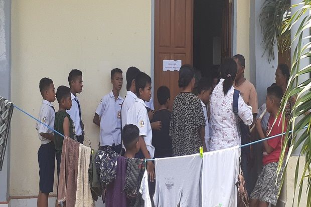 Parah.....77 Siswa SMP di Sikka NTT Dipaksa Makan Kotoran Manusia saat Perpeloncoan