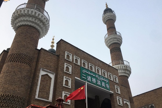 China Balas AS: Masjid di Xinjiang Lebih Banyak ketimbang di Amerika