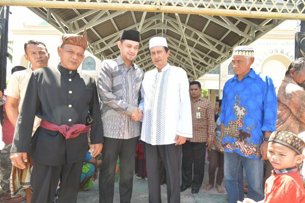 Kunjungi Gorontalo, Fadel Ingatkan Pentingnya Amendemen Terbatas UUD 1945