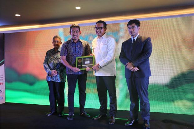 PLN Raih Penghargaan Indonesian CSR Brand Equity Award 2020