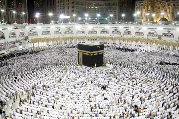 Cegah Penyebaran Corona, Saudi Tangguhkan Umrah untuk Warganya