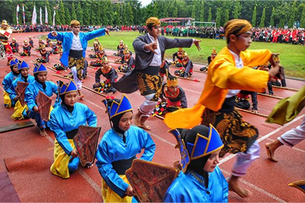 Mahasiswa Unnes Catat Rekor Tari Krida sang Garuda