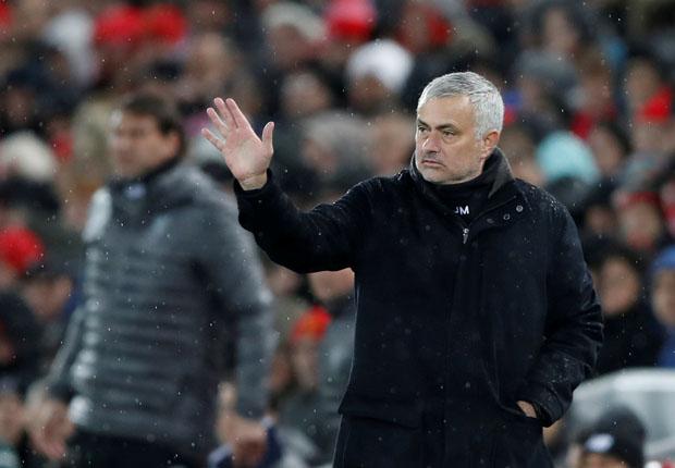 Frustasi Memuncak, Jose Mourinho Mulai Cari Kambing Hitam