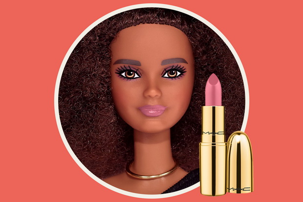 Gandeng Barbie, Mac Luncurkan Lipstik Pink Bubblegum