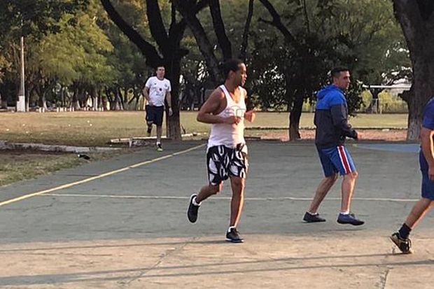 Tim Ronaldinho Menangi Turnamen Futsal Berhadiah Babi di Penjara Paraguay