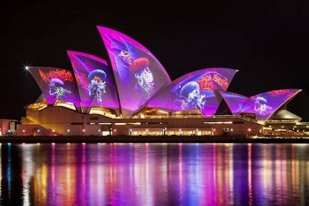 Virus Corona Gagalkan Festival Tahunan Vivid Sydney 2020