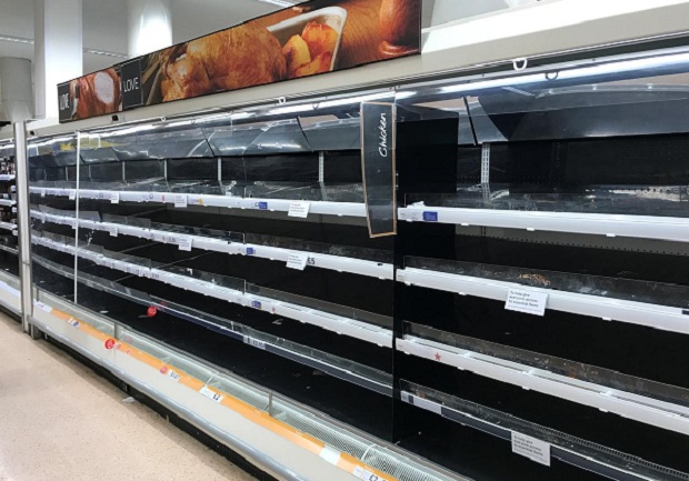 Kepanikan Konsumen di Inggris Kian Parah, Rak-rak Supermarket Kosong