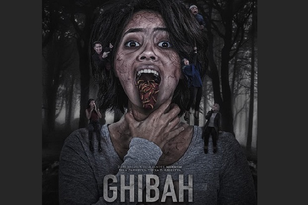 Poster Film Ghibah: Anggika Bolsterli Mengerikan dengan Mulut Penuh Ulat