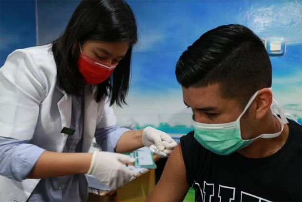 Tangkal Corona, Skuat PSIS Semarang Disuntik Vaksin Influenza
