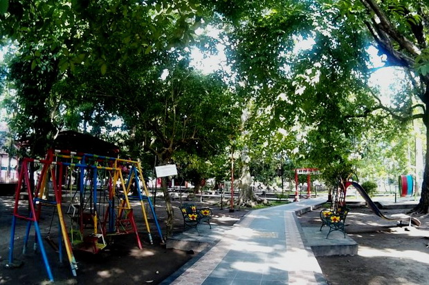 Taman Kebon Rojo, Tempat Edukasi Menyejukkan di Kota Blitar