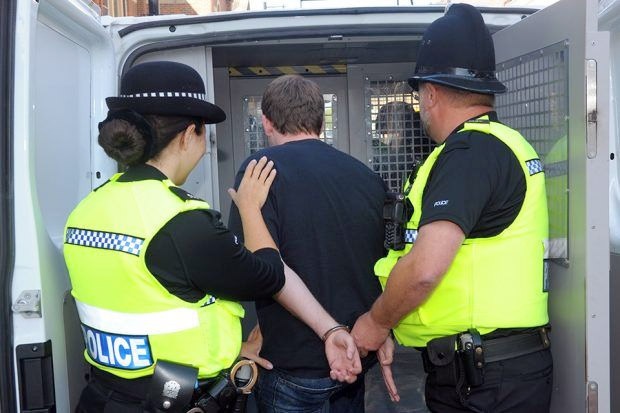 Langgar Karantina, Pria Inggris Dicokok Polisi