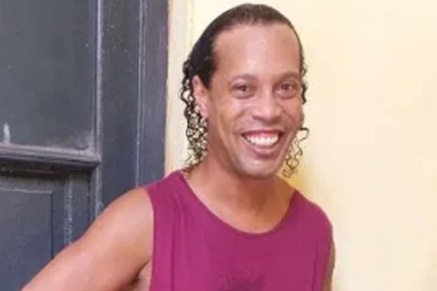 Rindu Mama, Ronaldinho Habiskan Waktu Belajar Pertukangan di Penjara